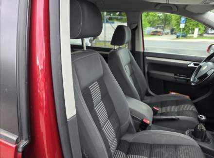 Volkswagen - Touran