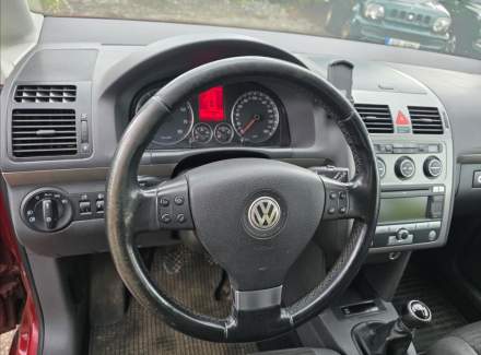 Volkswagen - Touran
