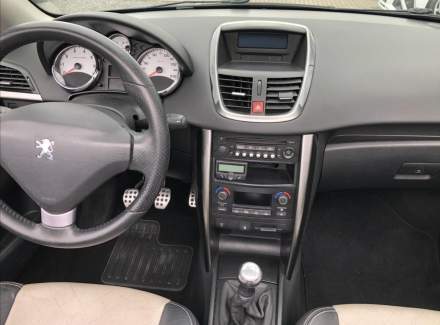 Peugeot - 207