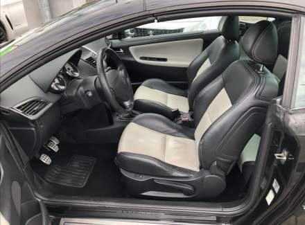 Peugeot - 207