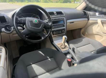 Škoda - Octavia