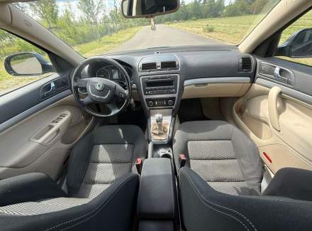 Škoda - Octavia