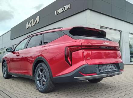 Kia - K4