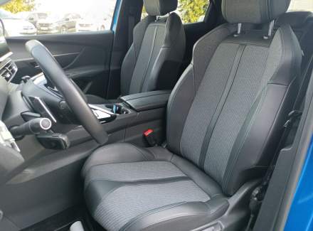 Peugeot - 3008