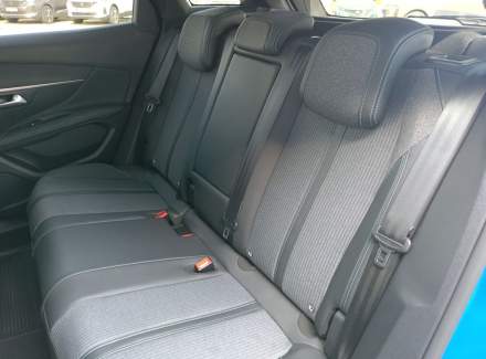 Peugeot - 3008