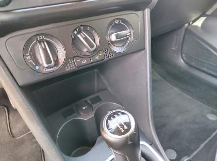 Volkswagen - Polo
