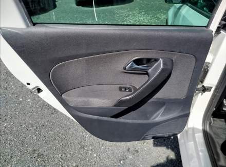 Volkswagen - Polo