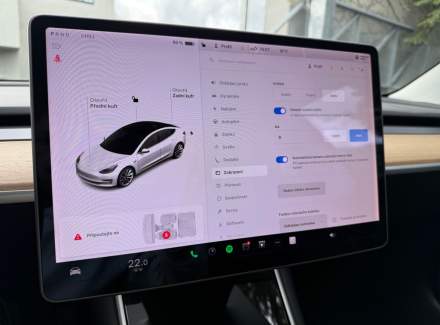Tesla - Model 3