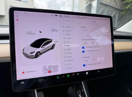 Tesla - Model 3
