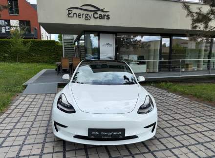 Tesla - Model 3