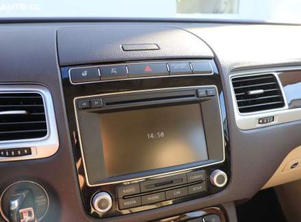 Volkswagen - Touareg