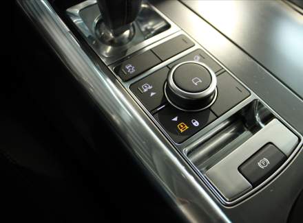Land Rover - Range Rover