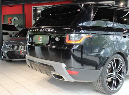 Land Rover - Range Rover