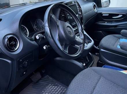 Mercedes-Benz - Vito
