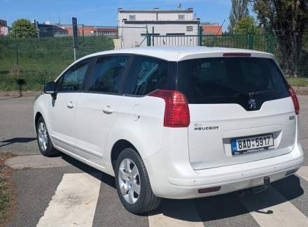 Peugeot - 5008