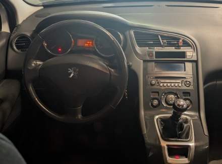 Peugeot - 5008