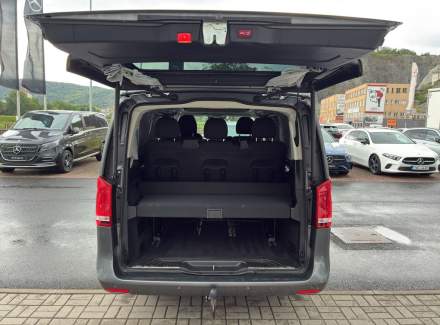 Mercedes-Benz - V-class
