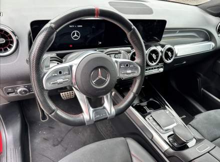 Mercedes-Benz - GLB