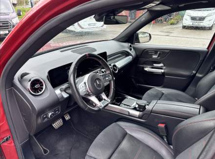 Mercedes-Benz - GLB