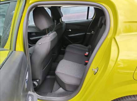 Peugeot - 208