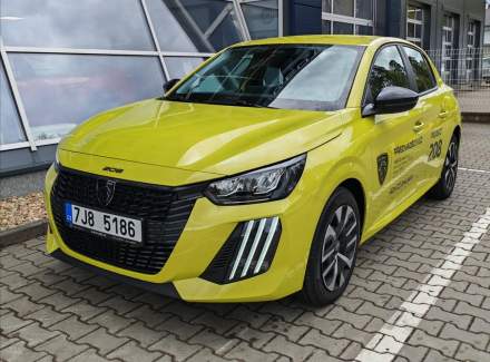 Peugeot - 208