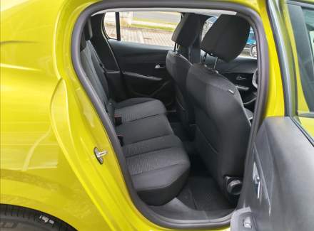 Peugeot - 208