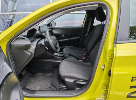 Peugeot - 208