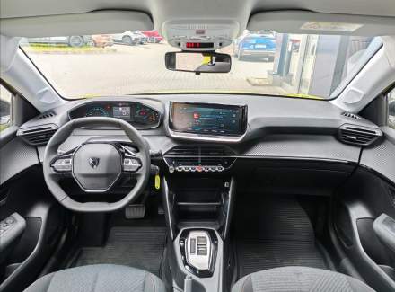 Peugeot - 208