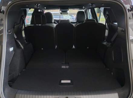 Peugeot - 5008