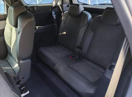 Peugeot - 5008