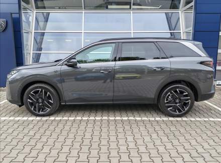 Peugeot - 5008
