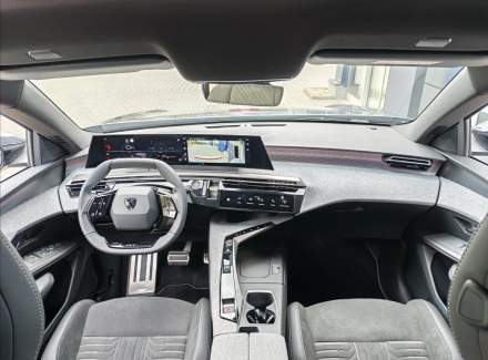 Peugeot - 5008