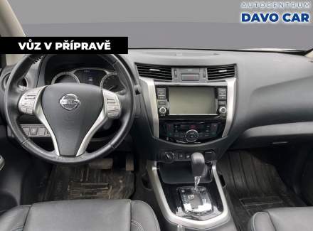 Nissan - Navara
