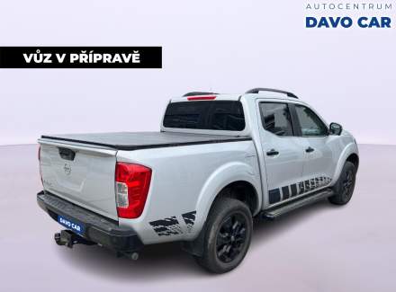 Nissan - Navara