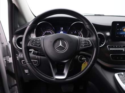 Mercedes-Benz - V-class