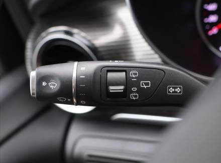 Mercedes-Benz - V-class