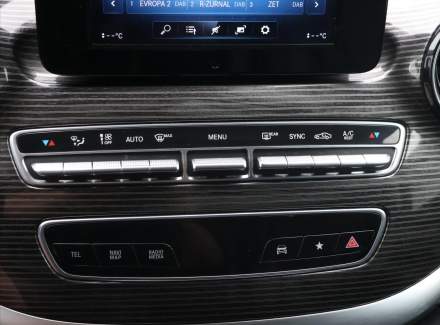 Mercedes-Benz - V-class