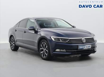 Volkswagen - Passat