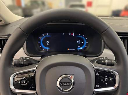 Volvo - V90