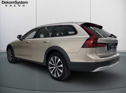 Volvo - V90