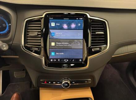 Volvo - XC90