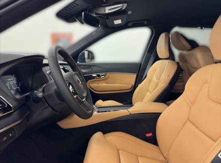 Volvo - XC90