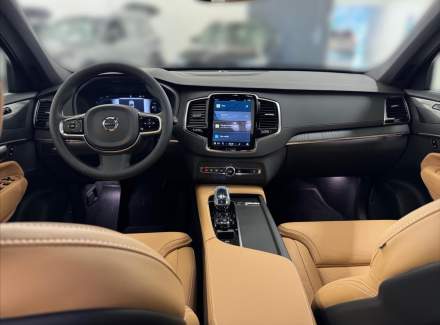 Volvo - XC90
