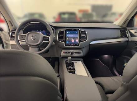 Volvo - XC90