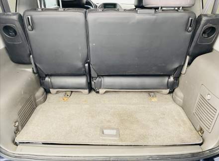 Mitsubishi - Pajero
