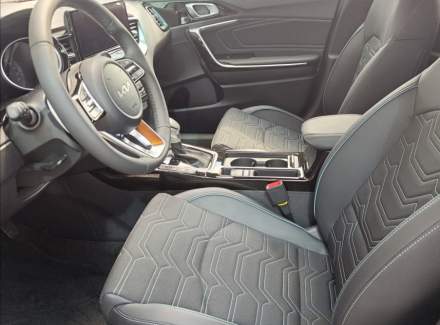 Kia - XCeed