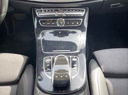 Mercedes-Benz - E-class