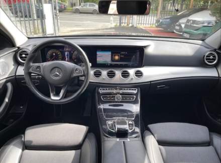 Mercedes-Benz - E-class