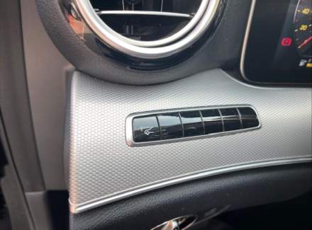 Mercedes-Benz - E-class
