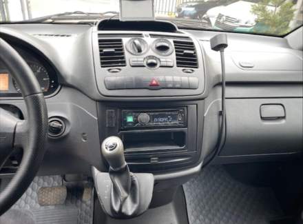 Mercedes-Benz - Vito